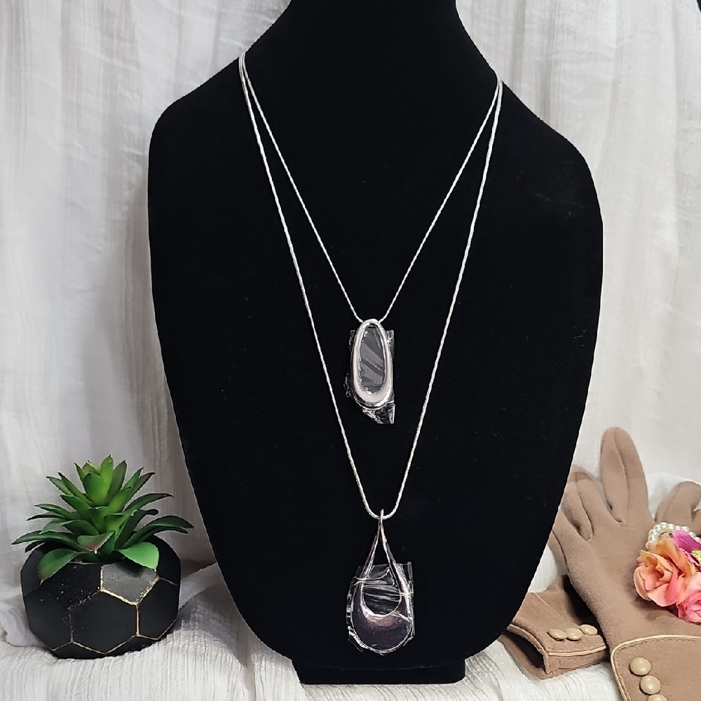 Chico's Silver Pendant Necklace Set